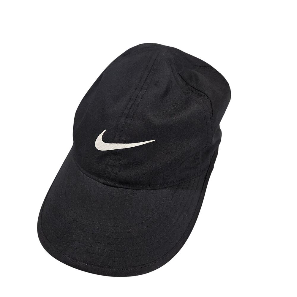 Nike "Featherlight" Cap
